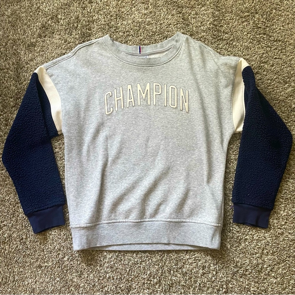 Champion CrewNeck Sweater with Cozy Fabric on Arms